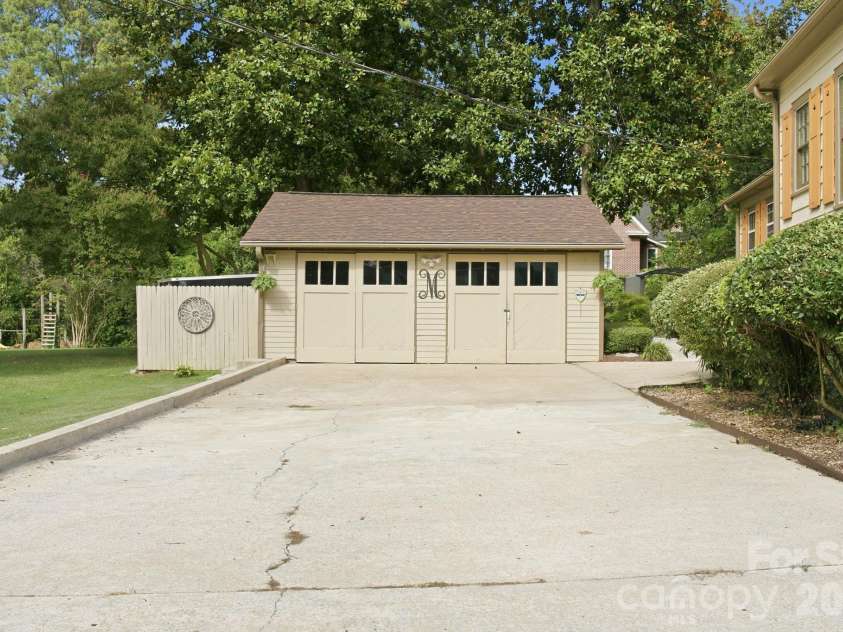 143 End Street, Chester, SC 29706.  MLS# CAR4402952, YatesRealty ID 37624. 