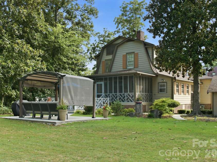 143 End Street, Chester, SC 29706.  MLS# CAR4402952, YatesRealty ID 37624. 