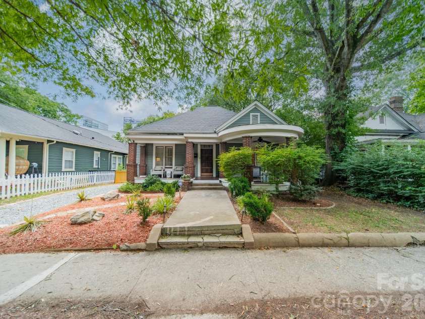 219 Park Avenue, Charlotte, NC 28203.  MLS# CAR4400851, YatesRealty ID 37626. 