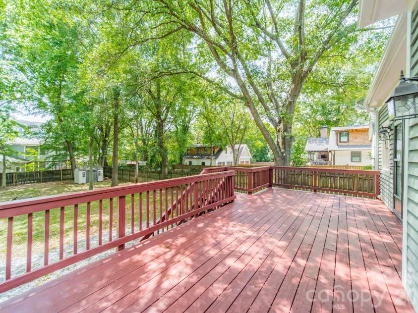 219 Park Avenue, Charlotte, NC 28203.  MLS# CAR4400851, YatesRealty ID 37626. 