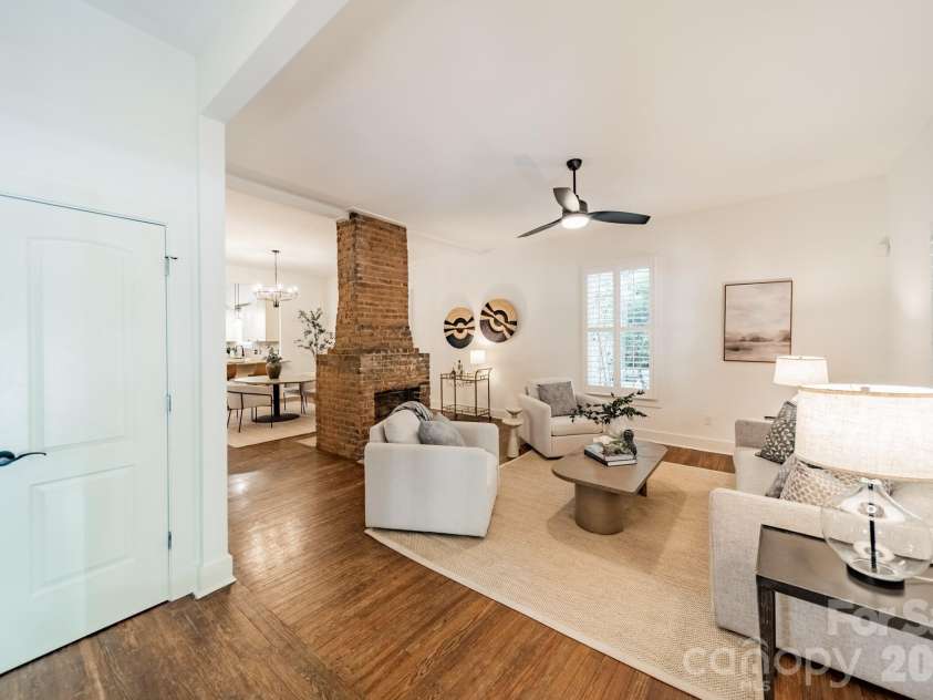 219 Park Avenue, Charlotte, NC 28203.  MLS# CAR4400851, YatesRealty ID 37626. 