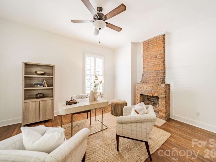 219 Park Avenue, Charlotte, NC 28203.  MLS# CAR4400851, YatesRealty ID 37626. 