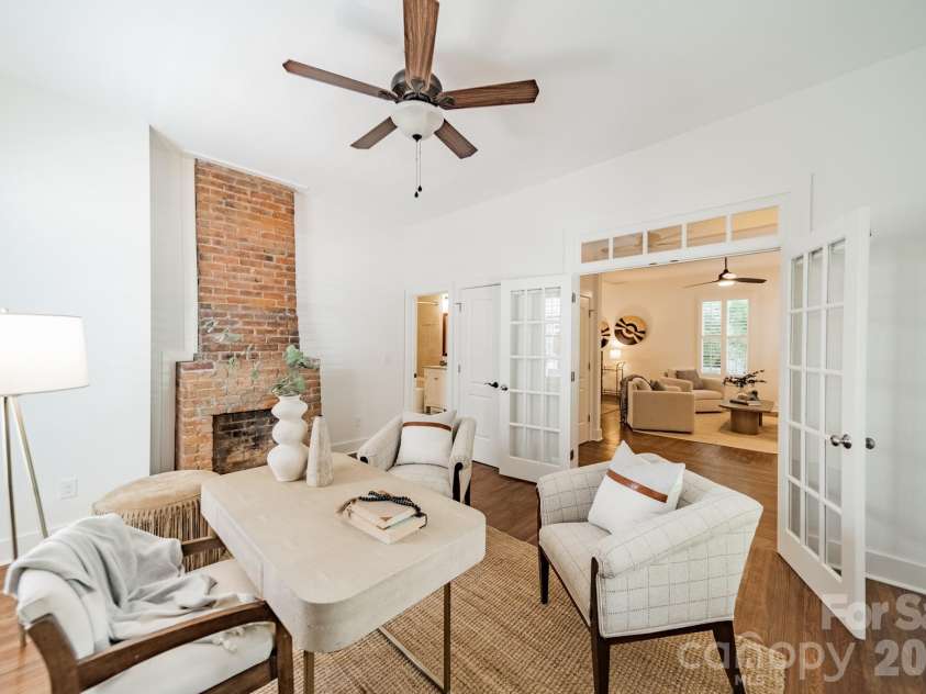 219 Park Avenue, Charlotte, NC 28203.  MLS# CAR4400851, YatesRealty ID 37626. 