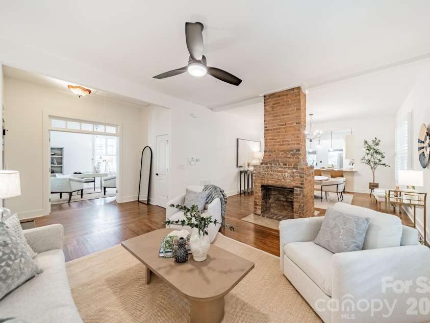 219 Park Avenue, Charlotte, NC 28203.  MLS# CAR4400851, YatesRealty ID 37626. 
