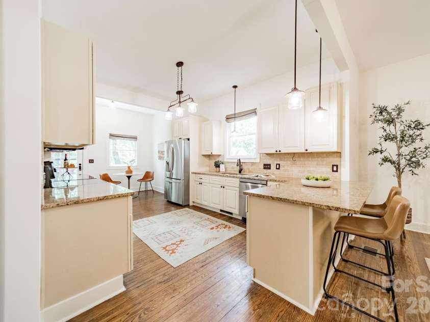 219 Park Avenue, Charlotte, NC 28203.  MLS# CAR4400851, YatesRealty ID 37626. 