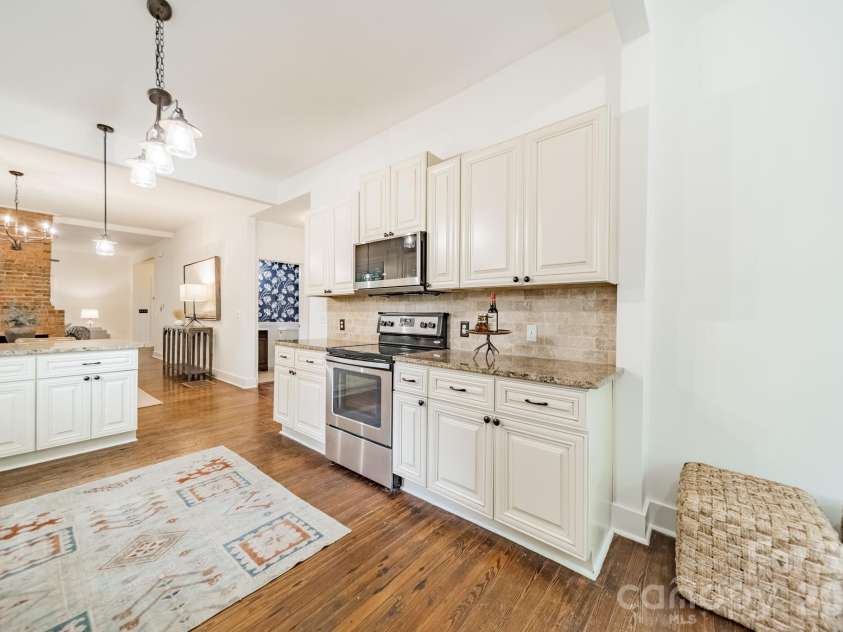 219 Park Avenue, Charlotte, NC 28203.  MLS# CAR4400851, YatesRealty ID 37626. 