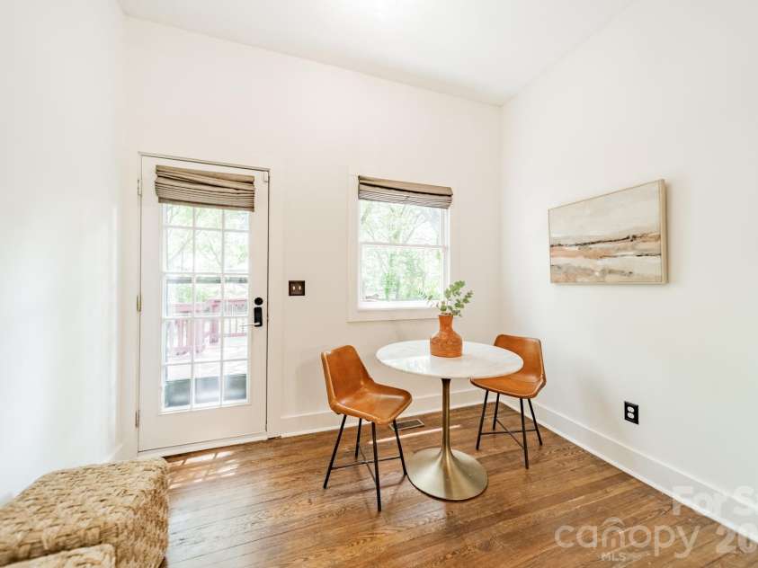219 Park Avenue, Charlotte, NC 28203.  MLS# CAR4400851, YatesRealty ID 37626. 