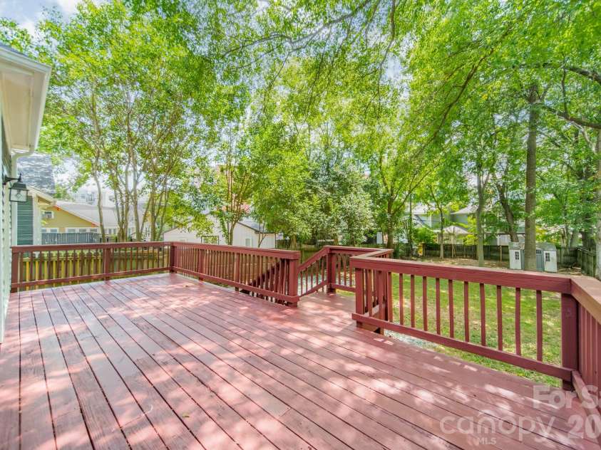 219 Park Avenue, Charlotte, NC 28203.  MLS# CAR4400851, YatesRealty ID 37626. 
