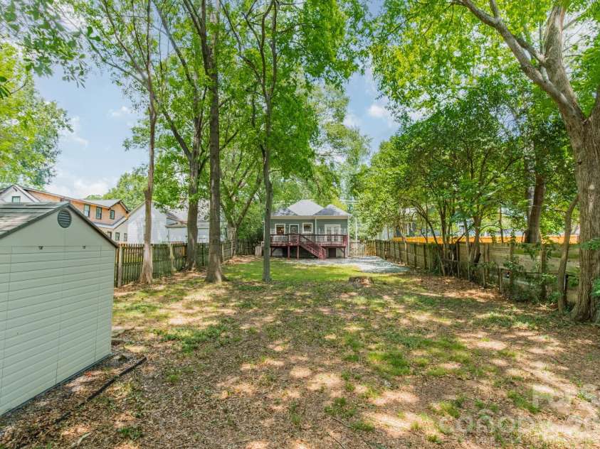 219 Park Avenue, Charlotte, NC 28203.  MLS# CAR4400851, YatesRealty ID 37626. 