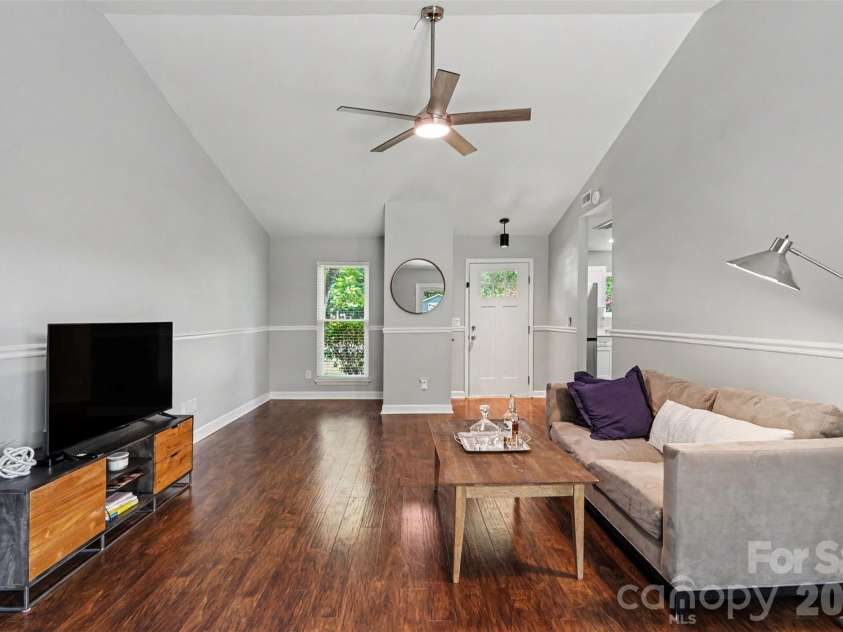 6008 Trysting Road, Charlotte, NC 28227.  MLS# CAR4396209, YatesRealty ID 37627. 