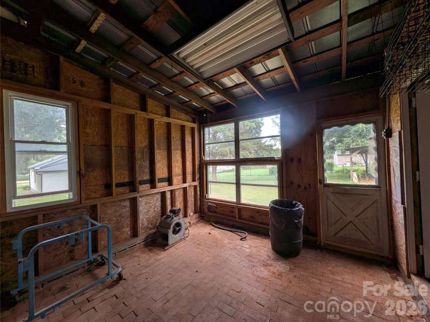 926 Salem Church Road, Lincolnton, NC 28092.  MLS# CAR4403329, YatesRealty ID 37628. 