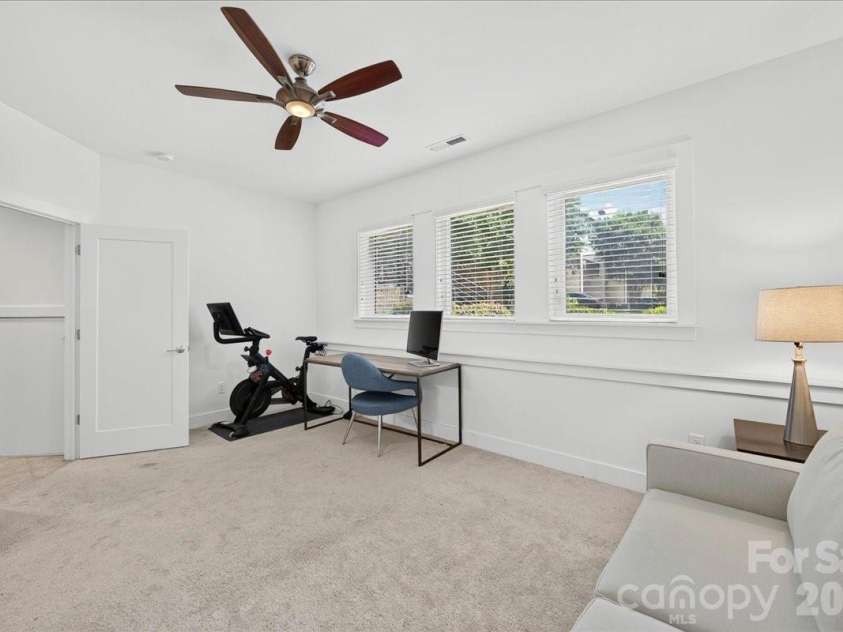 2115 Garabrandt Lane, Charlotte, NC 28204.  MLS# CAR4402454, YatesRealty ID 37629. 