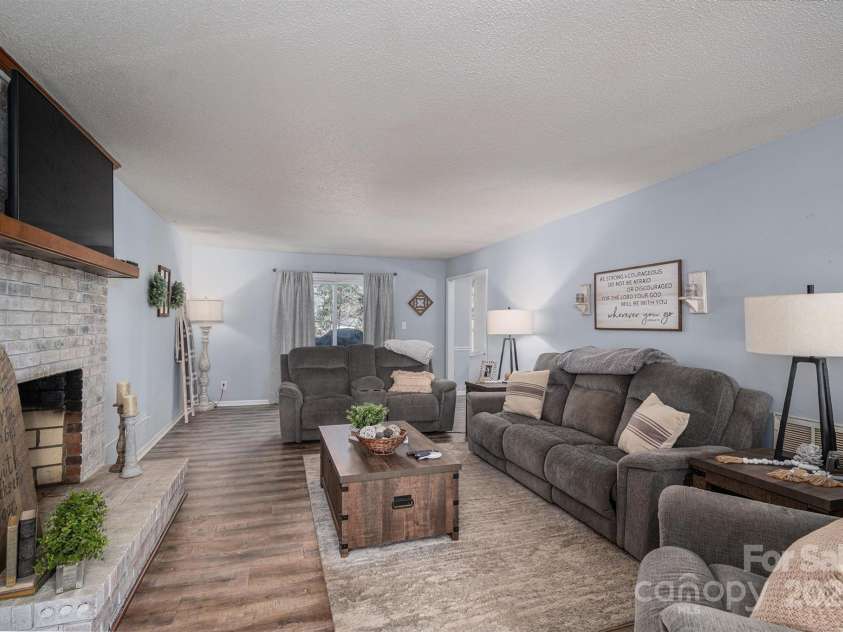 1316 Neal Hawkins Road, Gastonia, NC 28056.  MLS# CAR4331760, YatesRealty ID 3763. 