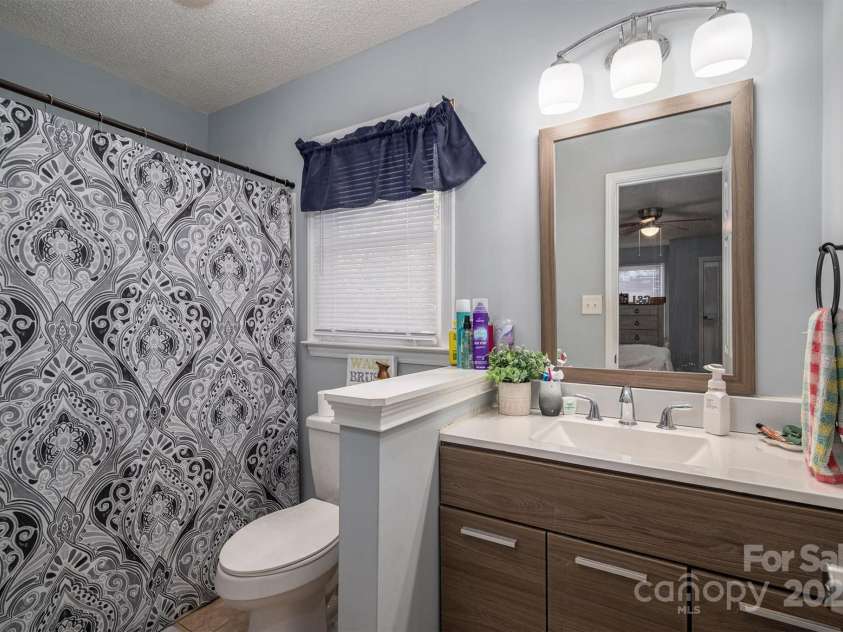 1316 Neal Hawkins Road, Gastonia, NC 28056.  MLS# CAR4331760, YatesRealty ID 3763. 