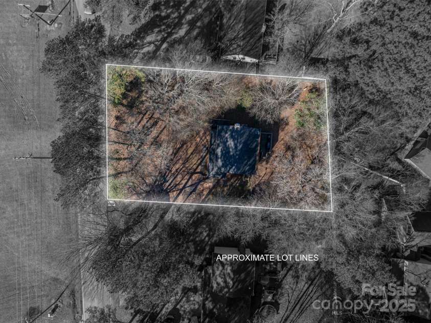 1316 Neal Hawkins Road, Gastonia, NC 28056.  MLS# CAR4331760, YatesRealty ID 3763. 