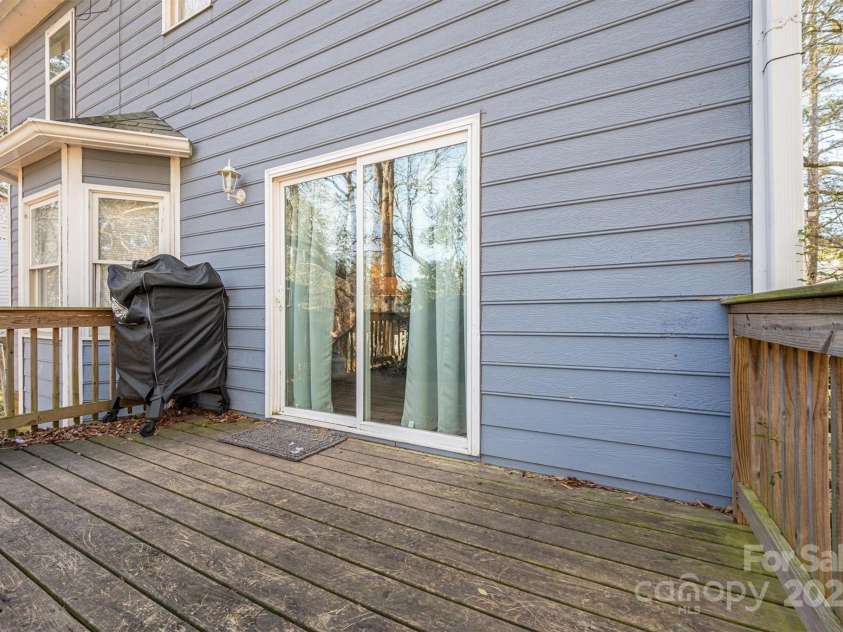 1316 Neal Hawkins Road, Gastonia, NC 28056.  MLS# CAR4331760, YatesRealty ID 3763. 