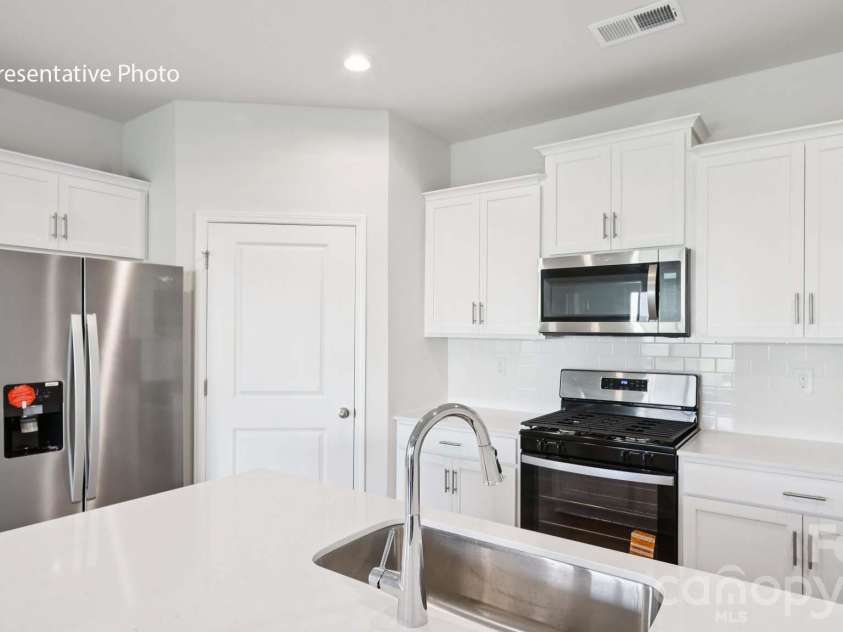 2019 Moorside Court, Lancaster, SC 29720.  MLS# CAR4355851, YatesRealty ID 3763. 