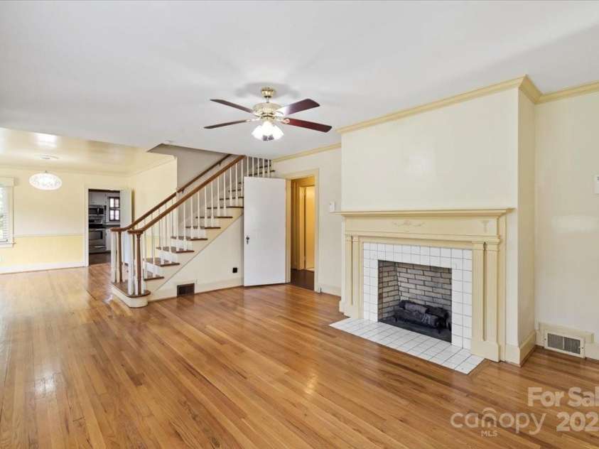 514 Sumter Street, Shelby, NC 28150.  MLS# CAR4253430, YatesRealty ID 3763. 