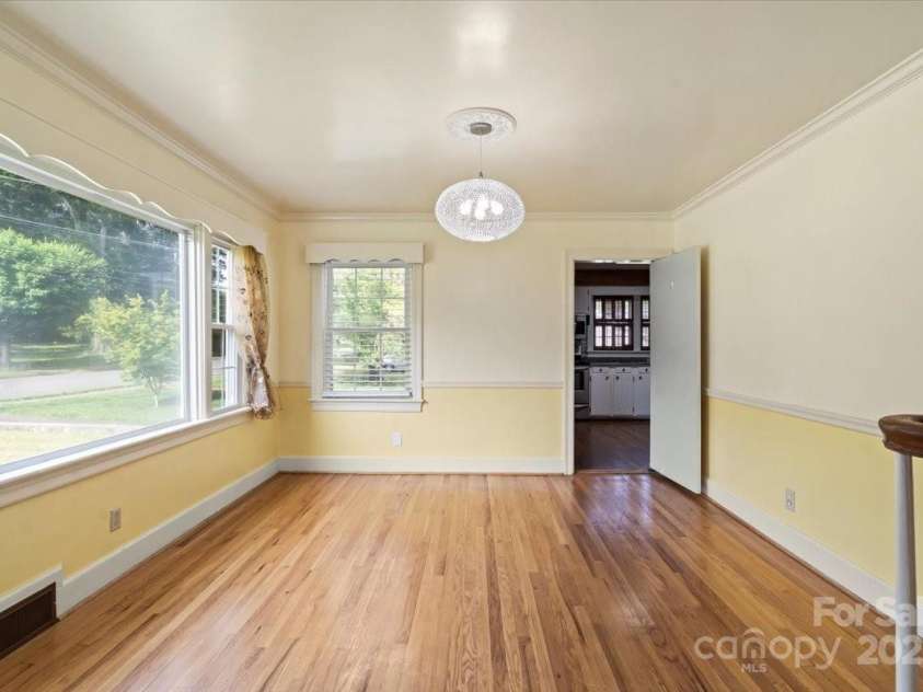 514 Sumter Street, Shelby, NC 28150.  MLS# CAR4253430, YatesRealty ID 3763. 