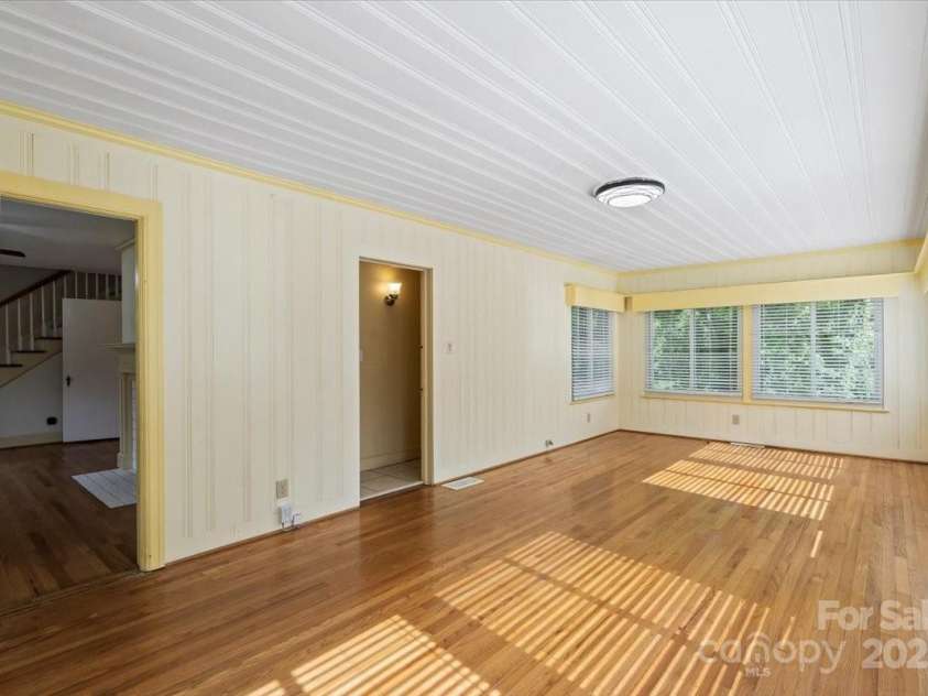 514 Sumter Street, Shelby, NC 28150.  MLS# CAR4253430, YatesRealty ID 3763. 