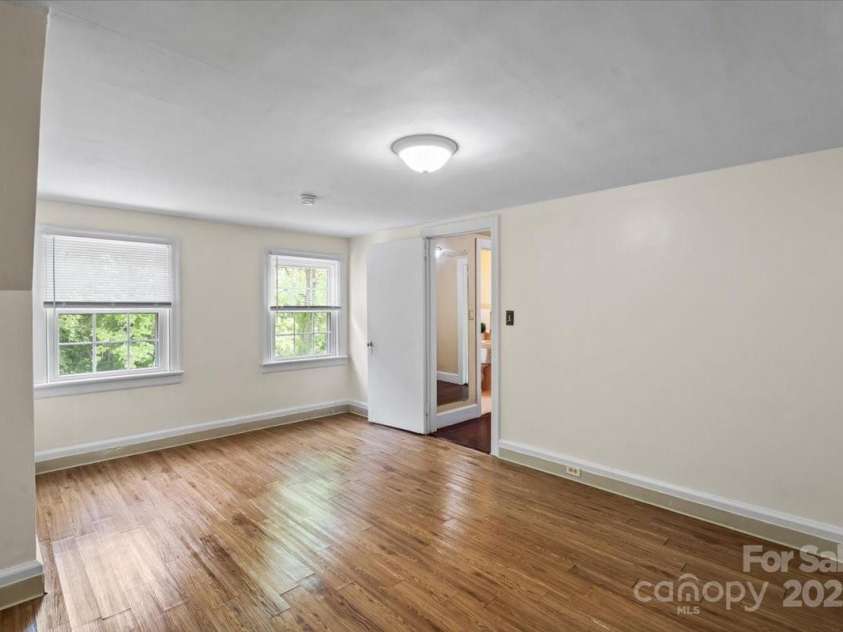 514 Sumter Street, Shelby, NC 28150.  MLS# CAR4253430, YatesRealty ID 3763. 