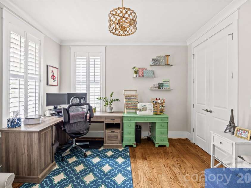 1923 Hamorton Place, Charlotte, NC 28205.  MLS# CAR4401786, YatesRealty ID 37634. 