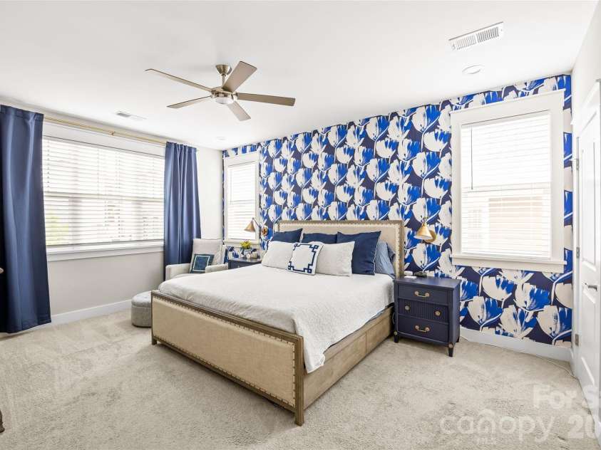 1923 Hamorton Place, Charlotte, NC 28205.  MLS# CAR4401786, YatesRealty ID 37634. 