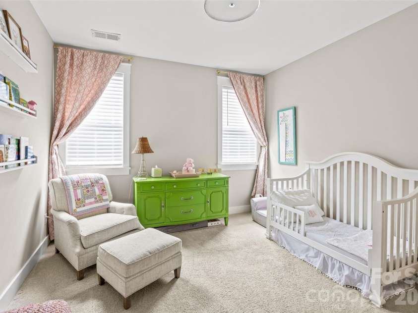 1923 Hamorton Place, Charlotte, NC 28205.  MLS# CAR4401786, YatesRealty ID 37634. 