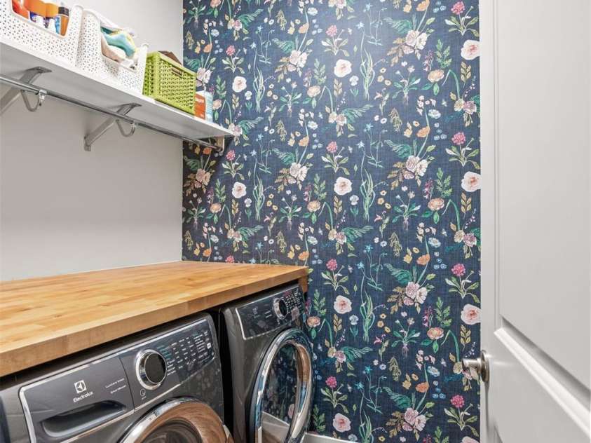 1923 Hamorton Place, Charlotte, NC 28205.  MLS# CAR4401786, YatesRealty ID 37634. 