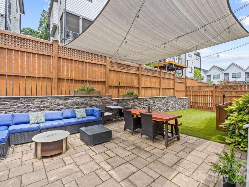1923 Hamorton Place, Charlotte, NC 28205.  MLS# CAR4401786, YatesRealty ID 37634. 