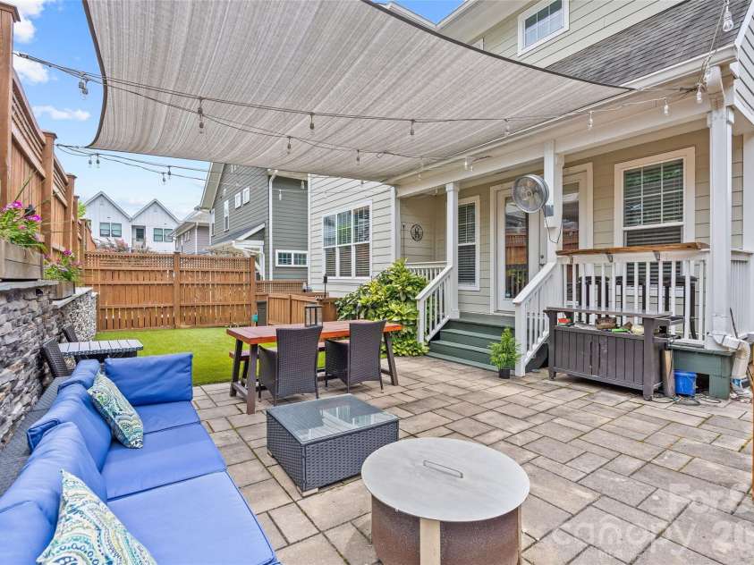 1923 Hamorton Place, Charlotte, NC 28205.  MLS# CAR4401786, YatesRealty ID 37634. 