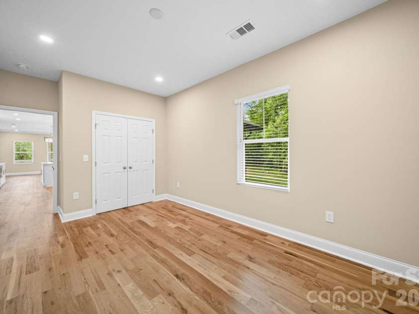 111 Hemphill Avenue, Chester, SC 29706.  MLS# CAR4403805, YatesRealty ID 37636. 