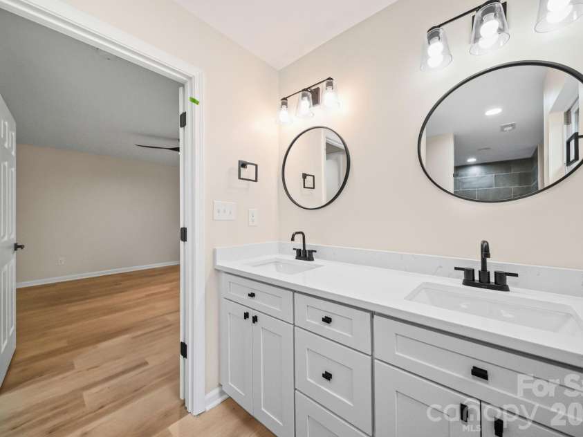 113.5 Graham Street, Chester, SC 29706.  MLS# CAR4403838, YatesRealty ID 37637. 