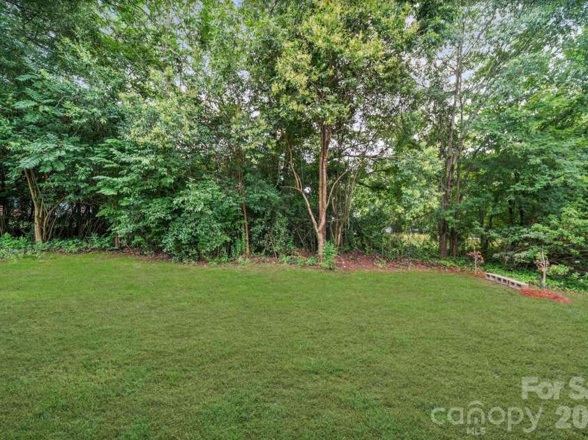113.5 Graham Street, Chester, SC 29706.  MLS# CAR4403838, YatesRealty ID 37637. 