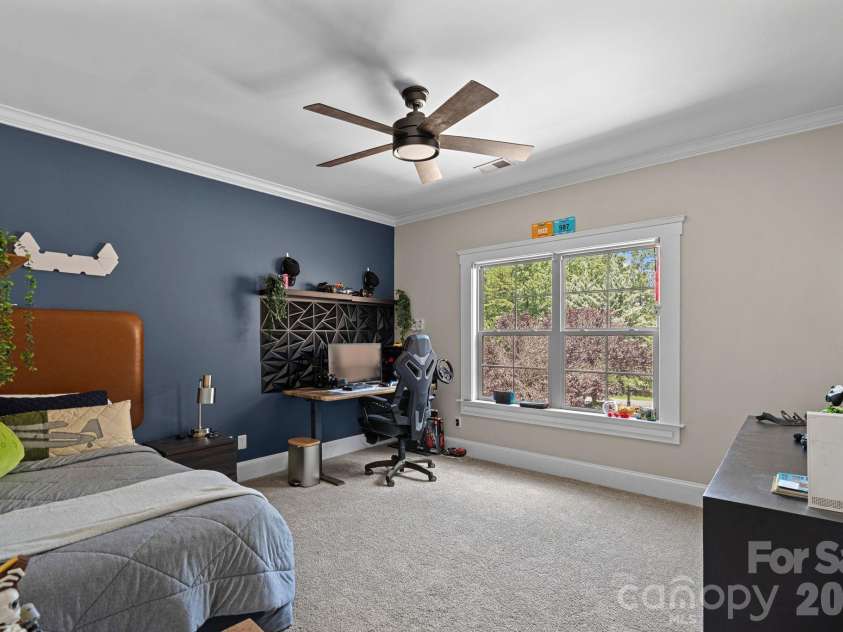 3813 Lakeside Drive, Charlotte, NC 28270.  MLS# CAR4403586, YatesRealty ID 37638. 