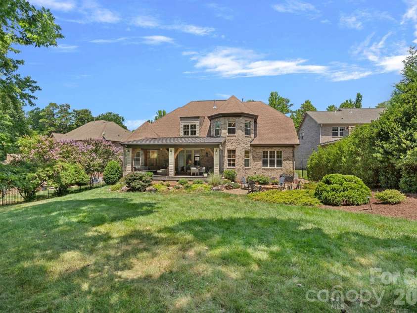 3813 Lakeside Drive, Charlotte, NC 28270.  MLS# CAR4403586, YatesRealty ID 37638. 