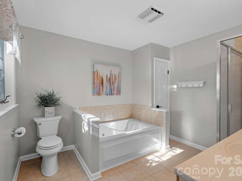 385 Sundown Road, Mooresville, NC 28117.  MLS# CAR4403698, YatesRealty ID 37639. 