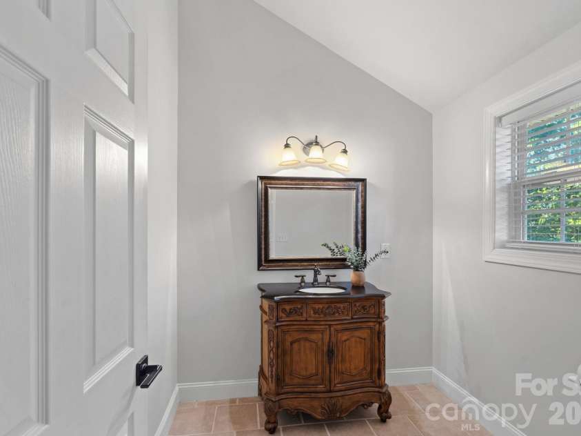 385 Sundown Road, Mooresville, NC 28117.  MLS# CAR4403698, YatesRealty ID 37639. 
