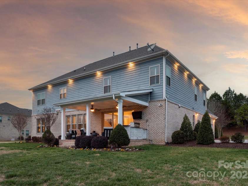 105 Downton Abbey Drive, Marvin, NC 28173.  MLS# CAR4332508, YatesRealty ID 3764. Professional night lighting