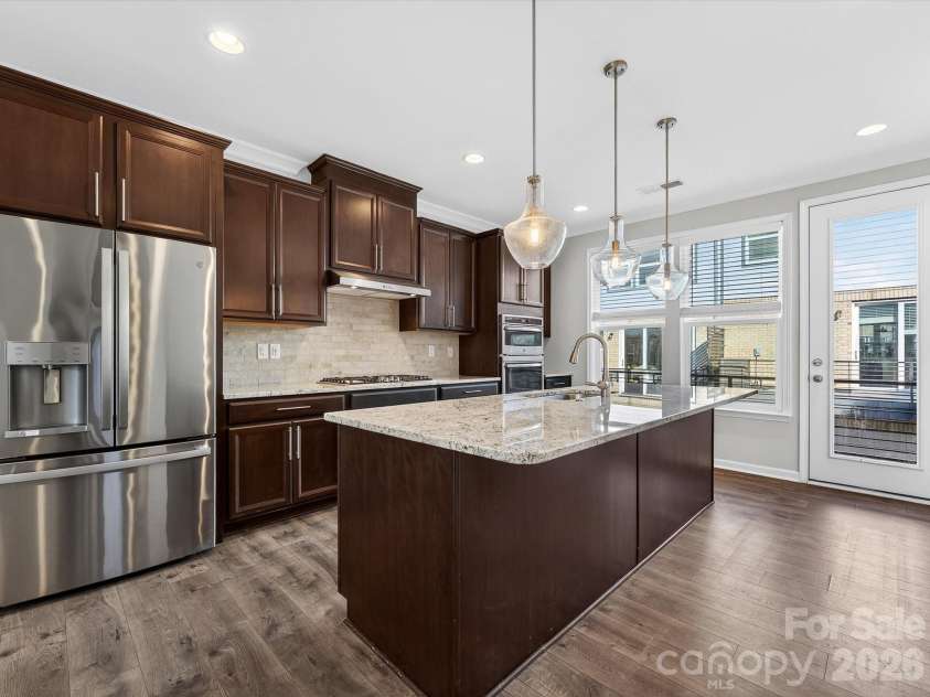 332 Hastings Run Drive, Charlotte, NC 28211.  MLS# CAR4337671, YatesRealty ID 3764. 