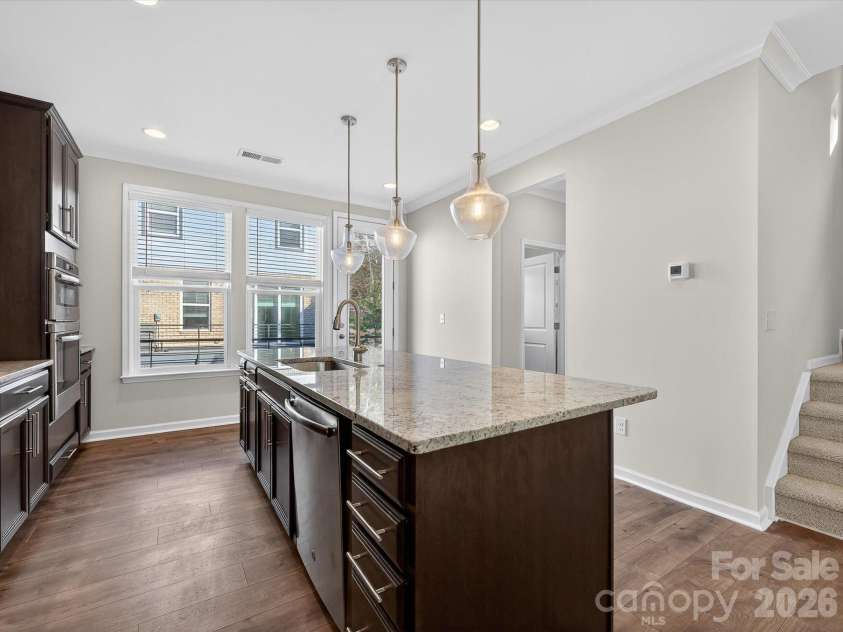 332 Hastings Run Drive, Charlotte, NC 28211.  MLS# CAR4337671, YatesRealty ID 3764. 