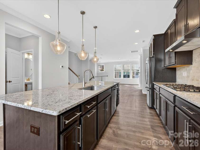 332 Hastings Run Drive, Charlotte, NC 28211.  MLS# CAR4337671, YatesRealty ID 3764. 