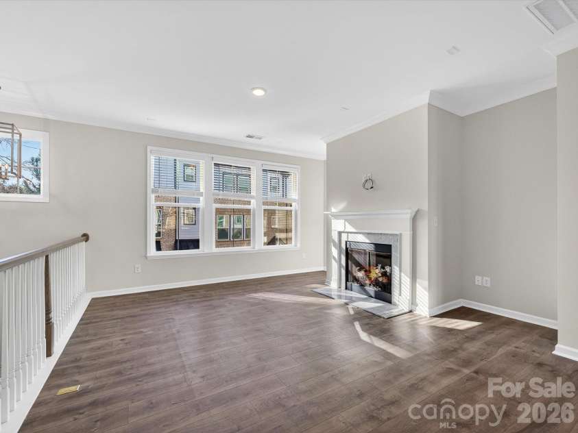 332 Hastings Run Drive, Charlotte, NC 28211.  MLS# CAR4337671, YatesRealty ID 3764. 