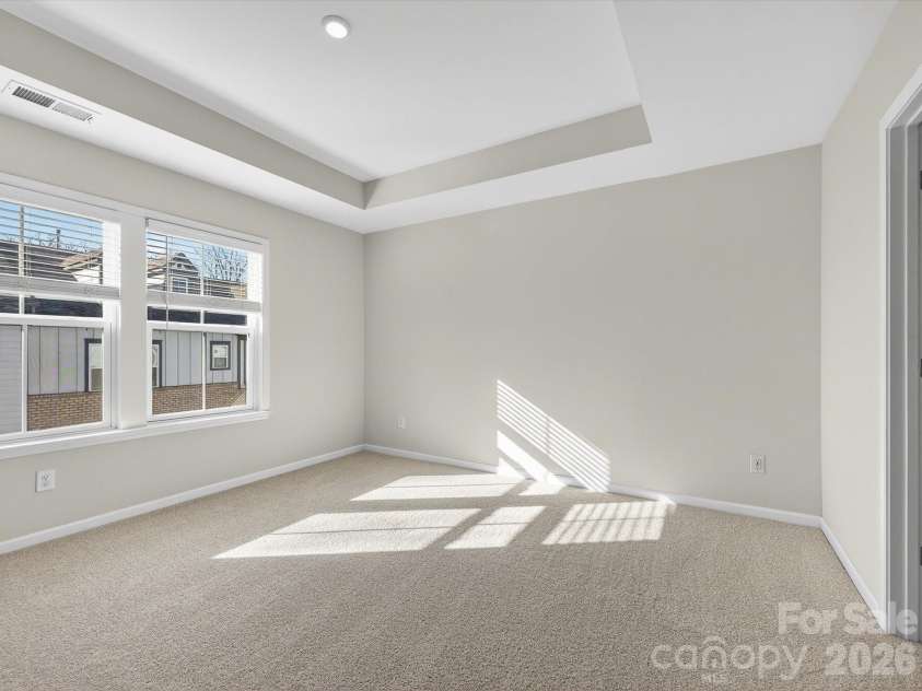 332 Hastings Run Drive, Charlotte, NC 28211.  MLS# CAR4337671, YatesRealty ID 3764. 