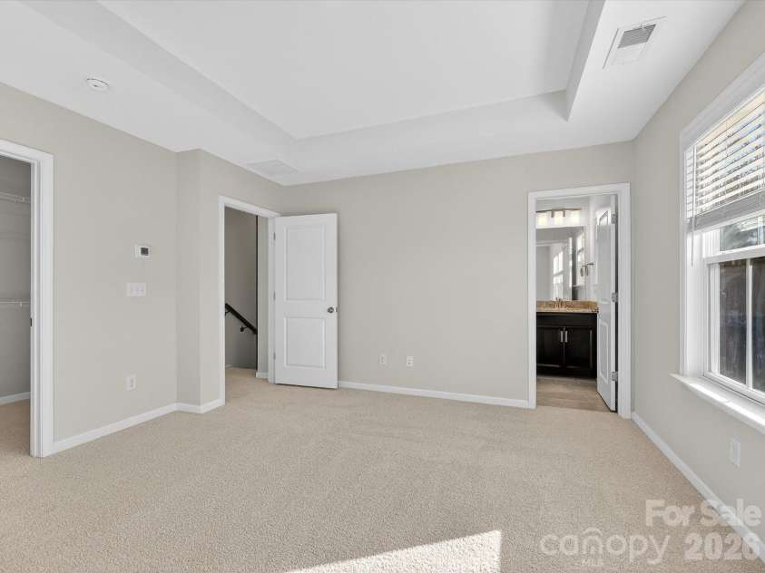332 Hastings Run Drive, Charlotte, NC 28211.  MLS# CAR4337671, YatesRealty ID 3764. 
