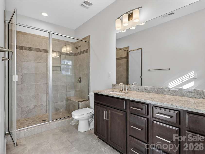 332 Hastings Run Drive, Charlotte, NC 28211.  MLS# CAR4337671, YatesRealty ID 3764. 