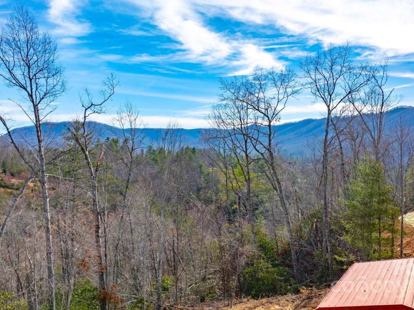 459 Vaughn Road, Spruce Pine, NC 28777.  MLS# CAR4240761, YatesRealty ID 3764. Beautiful Views