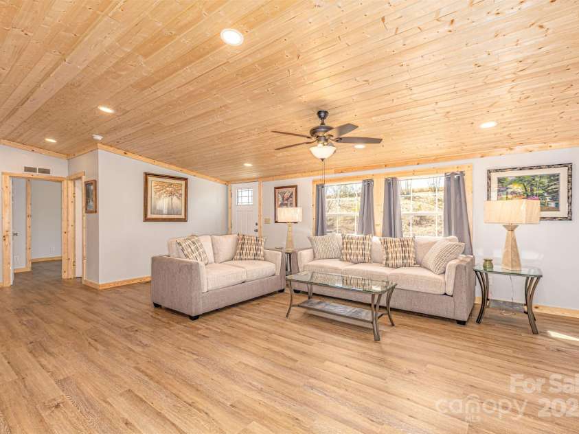 459 Vaughn Road, Spruce Pine, NC 28777.  MLS# CAR4240761, YatesRealty ID 3764. Open living area