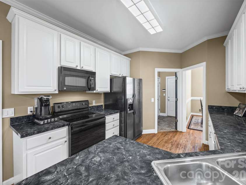 1398 The Crossing, Rock Hill, SC 29732.  MLS# CAR4393827, YatesRealty ID 37640. 