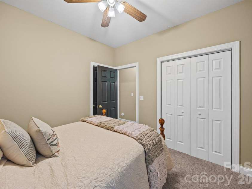 1398 The Crossing, Rock Hill, SC 29732.  MLS# CAR4393827, YatesRealty ID 37640. 